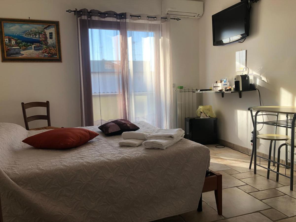 Luxury B&B Resort Anzio Szoba fotó